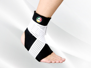 Neoprene Ankle Support with Strap (LPM 728)